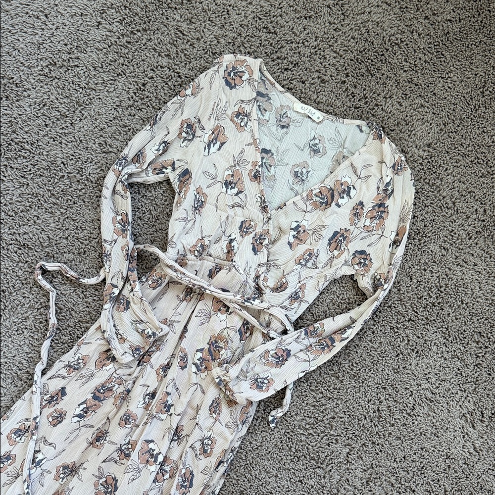 ILLA ILLA Beige Floral Maxi Dress with Taupe Accents